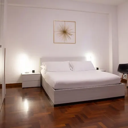 Bed & Breakfast Utopia *
